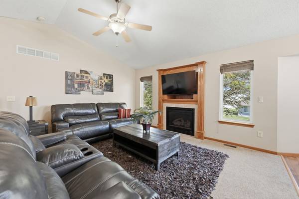325 N Clay Circle, Wichita, KS 67206