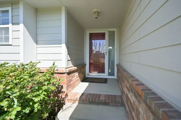 325 N Clay, Wichita, KS 67206