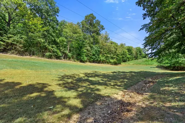 5 Rockdale RD, Kimberling City, MO 65686