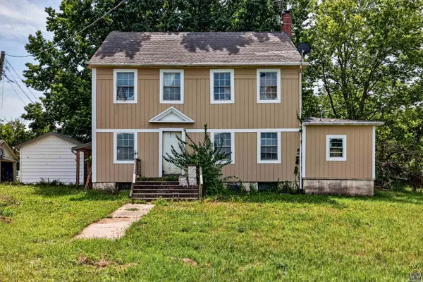 14029 278th Rd, Holton, KS 66436
