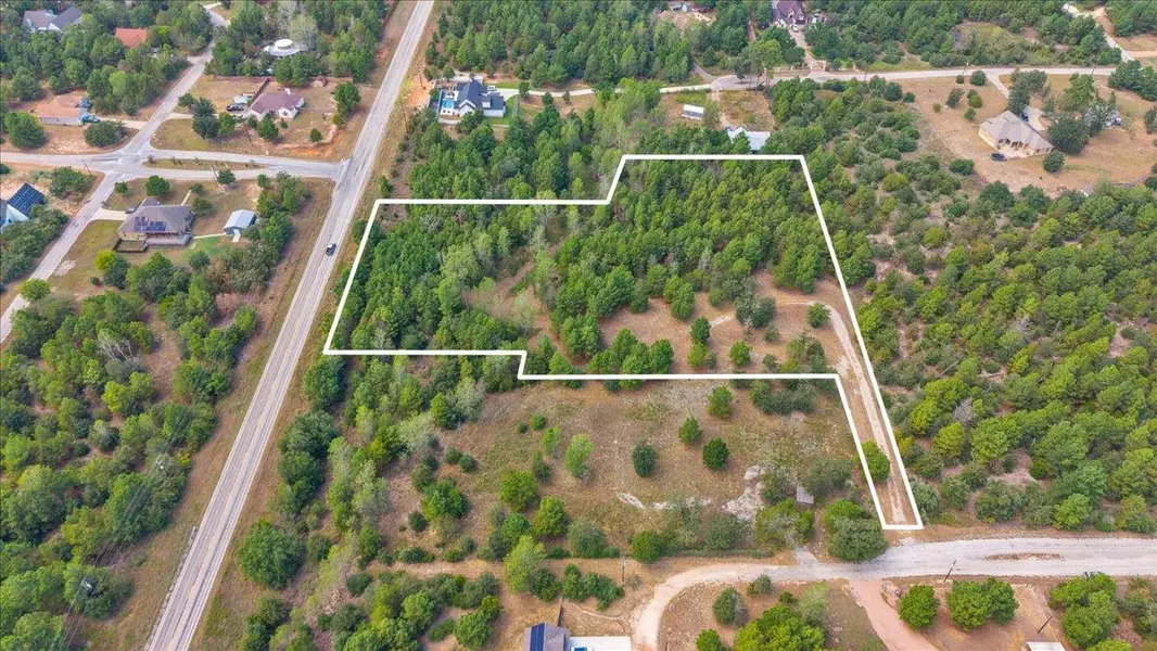 122 Hereford LN, Bastrop, TX 78602
