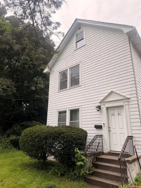 188-61 85th RD, Holliswood, NY 11423