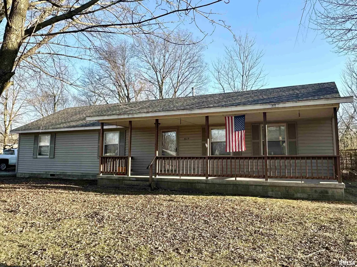 517 W 4TH ST, Beardstown, IL 62618