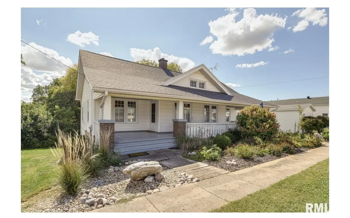 209 E MAIN ST, Biggsville, IL 61418