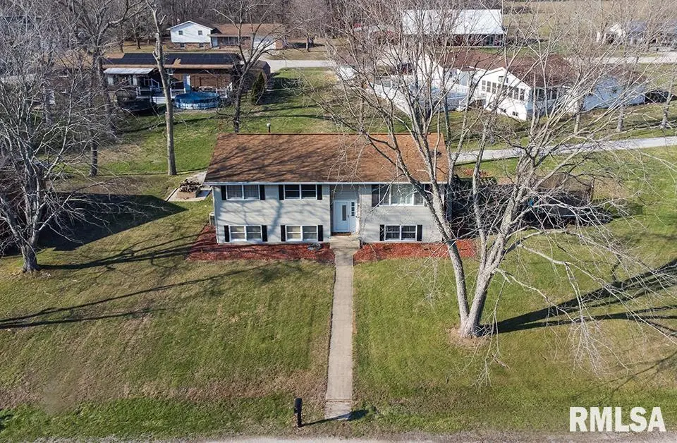 15047 N COLONY LN, Effingham, IL 62401