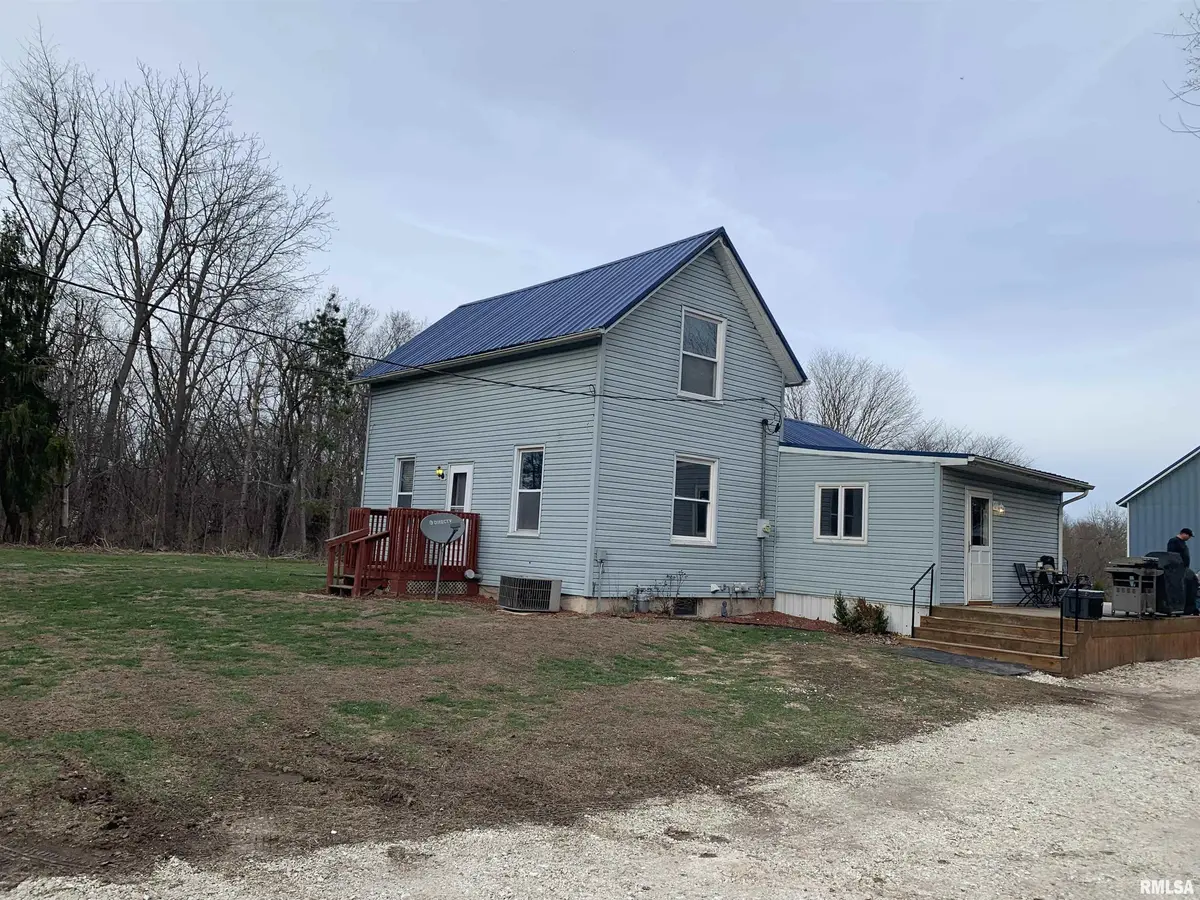 303 E 6TH ST, Maquon, IL 61458