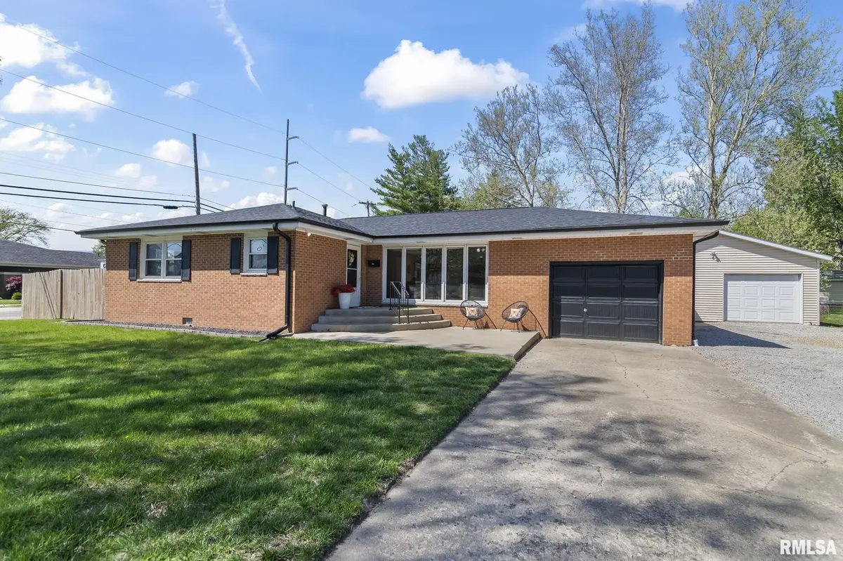 29 KIRKWOOD ST, Chatham, IL 62629