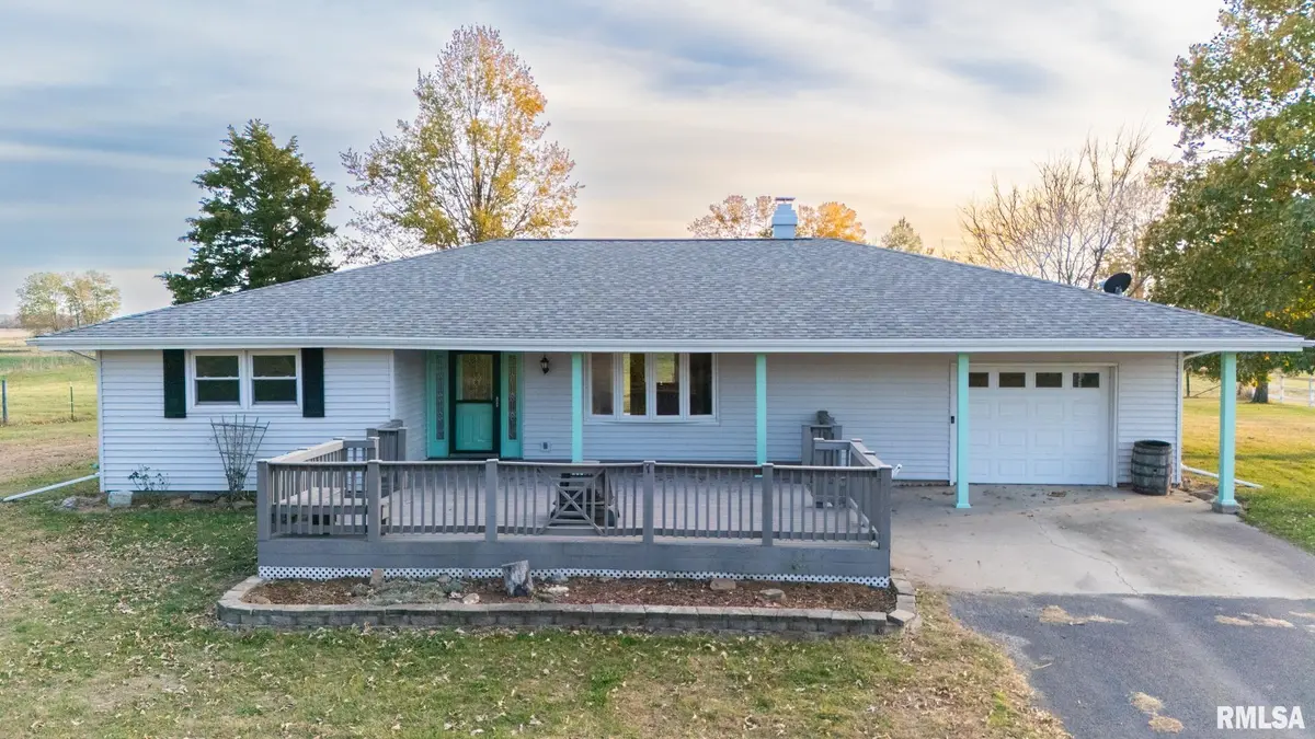 15085 WOODROW RD, Green Valley, IL 61534