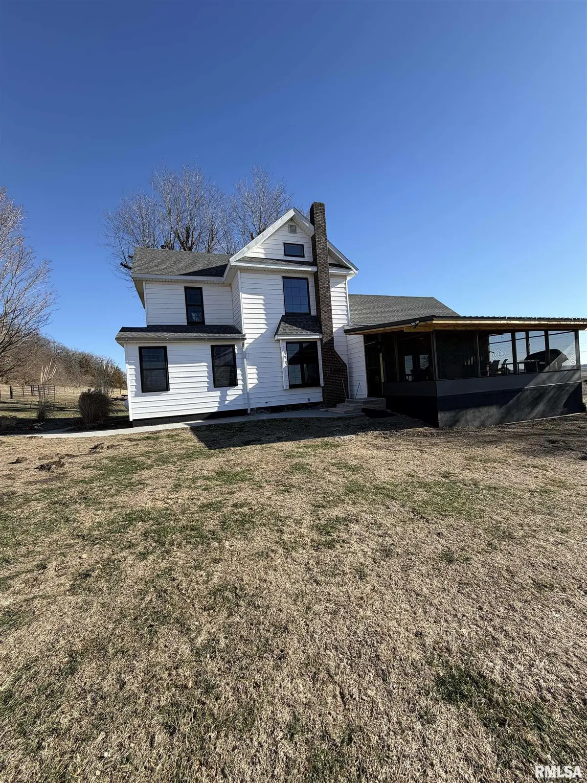 14552 IL Route 100 HWY, Browning, IL 62624