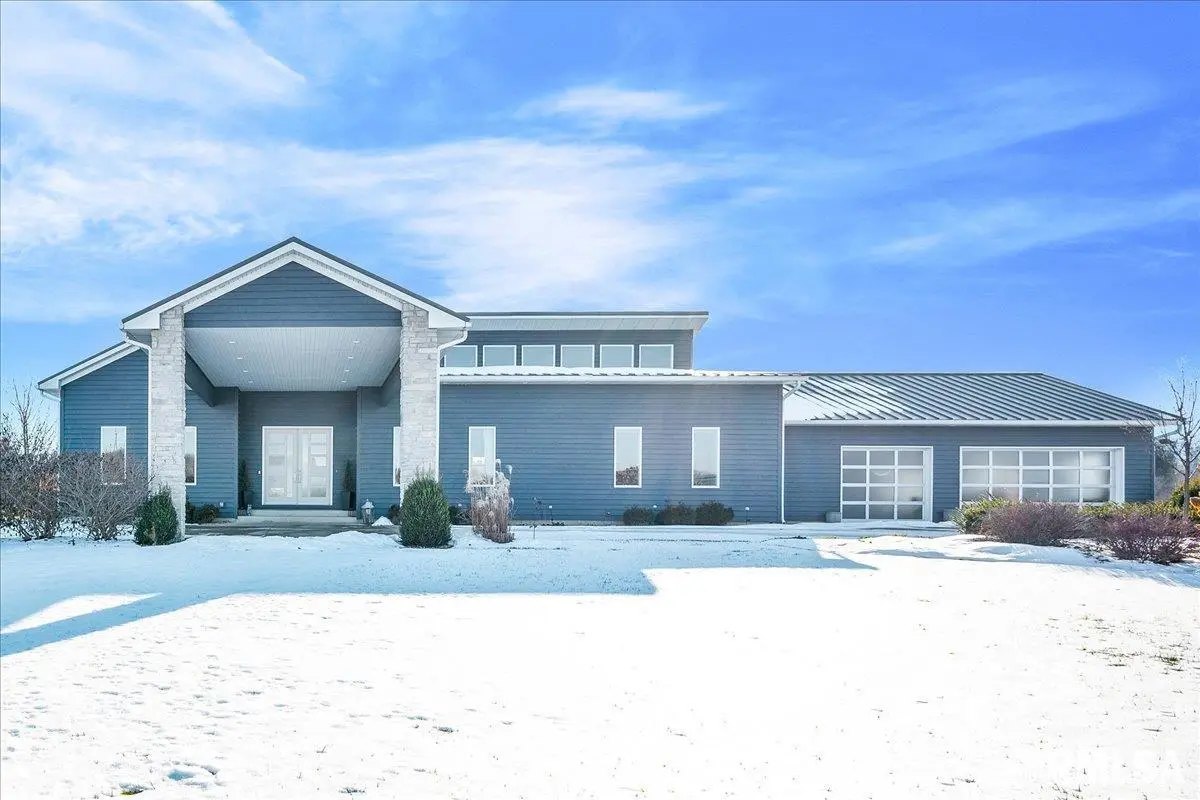 1733 LOURDES RD, Metamora, IL 61548