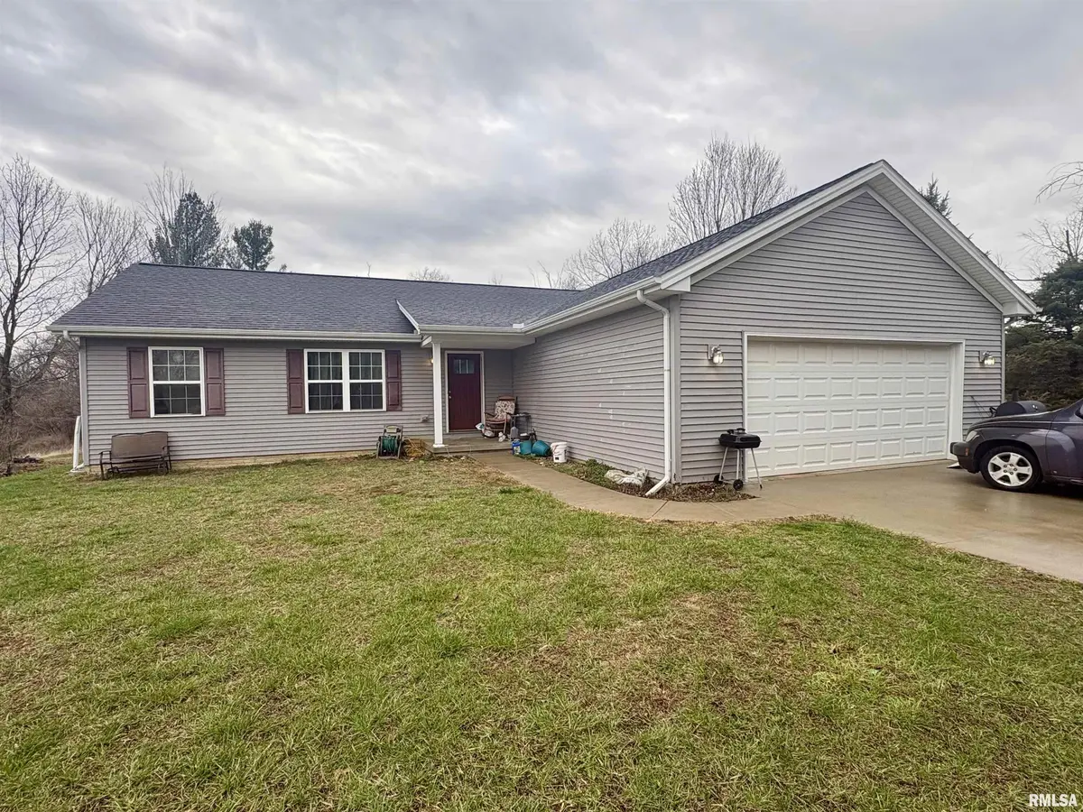 16093 KING RD, Danvers, IL 61732