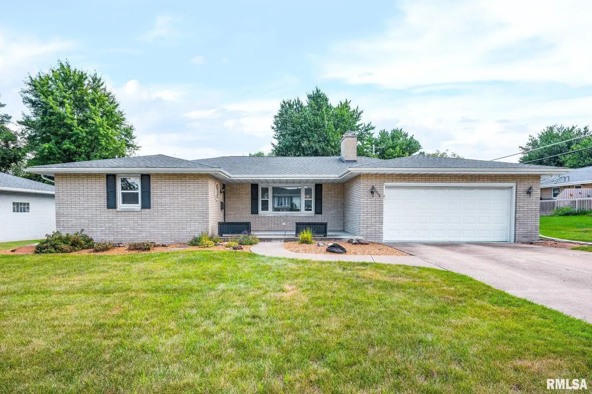 1008 E MADISON ST, Morton, IL 61550
