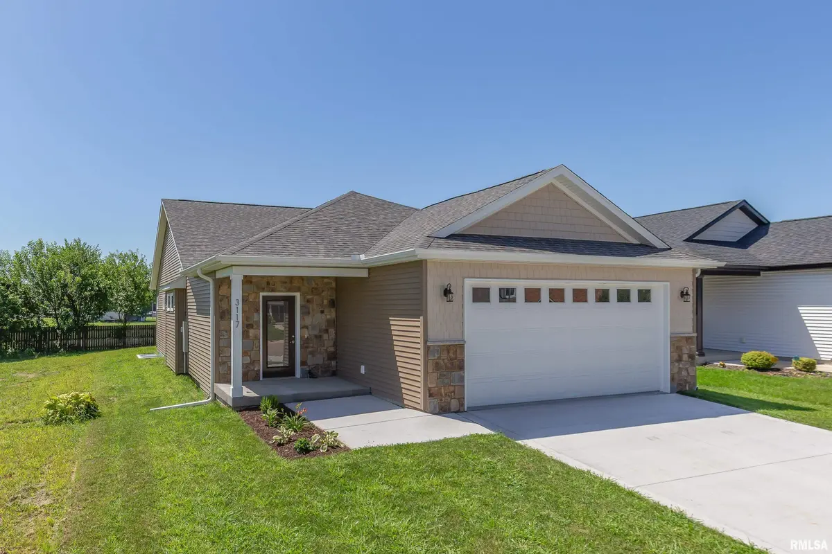 3117 W 34TH ST, Davenport, IA 52806