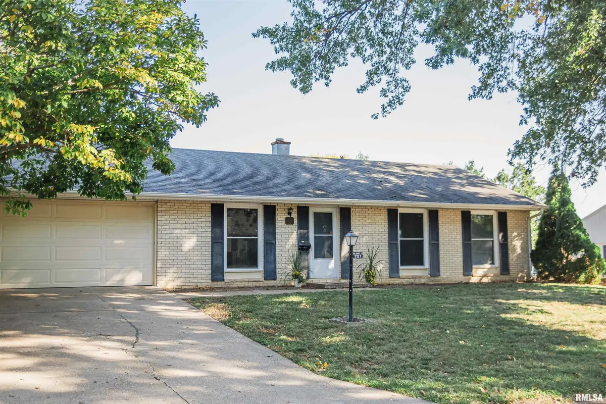 707 Hill and Brook DR, Quincy, IL 62301