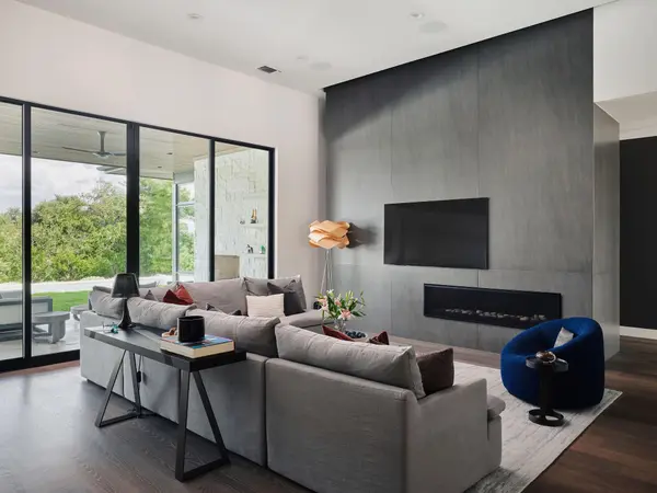 12900 Hacienda RDG, Austin, TX 78738