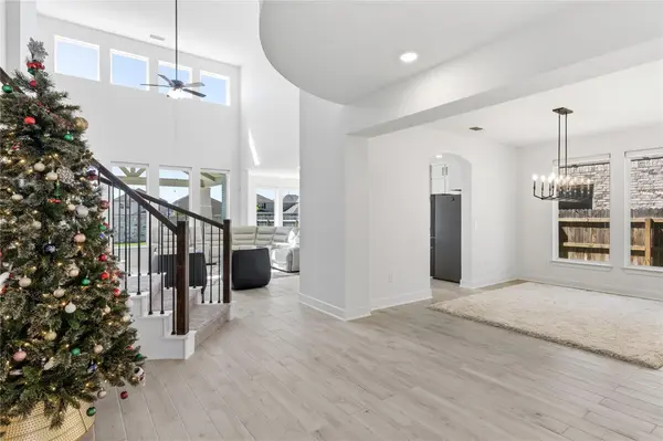 396 Hollister DR, Liberty Hill, TX 78642
