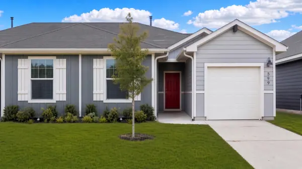 599 Arnold LOOP #B, Kyle, TX 78640