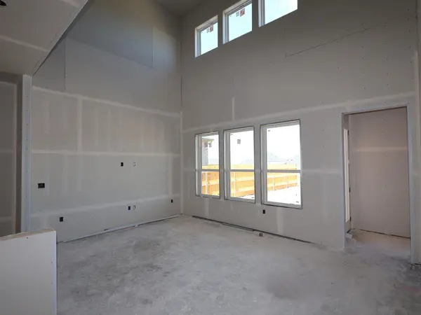 836 Corvallis DR, Leander, TX 78641