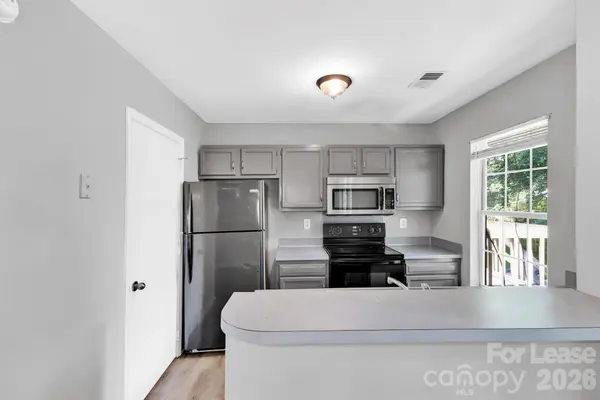 6315 Windsor Gate LN, Charlotte, NC 28215