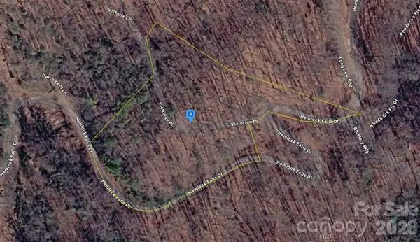 6 Hemlock Falls DR, Sylva, NC 28779