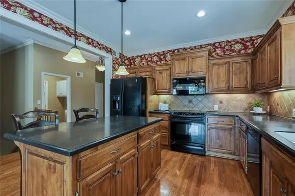 12588 W 123rd ST, Overland Park, KS 66213