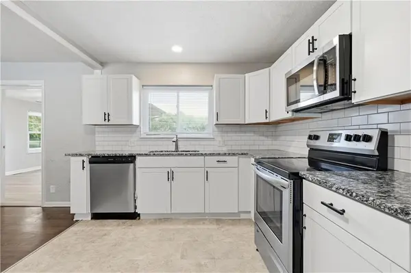 3920 Crane AVE, Independence, MO 64055