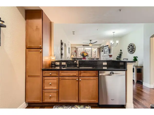 9019 E Panorama #D207, Englewood, CO 80112