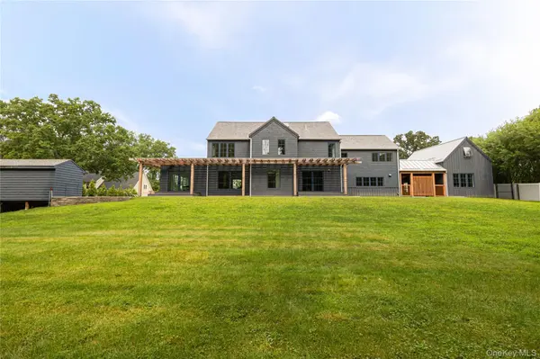 20 Dallis PL, Beacon, NY 12508