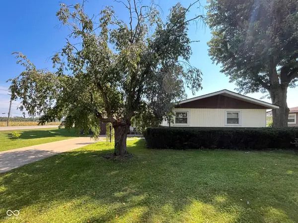 8 Eastgate DR, Crawfordsville, IN 47933