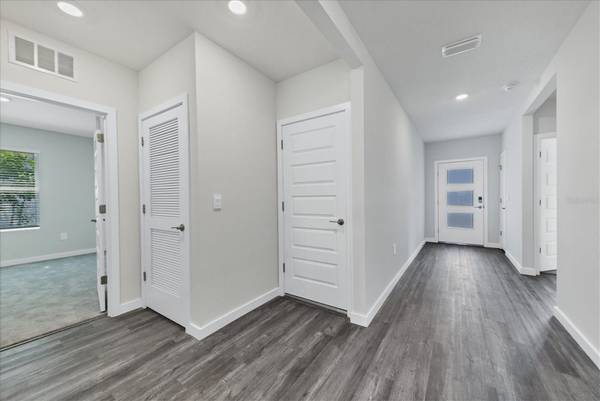17218 BARNWOOD PL, Lakewood Ranch, FL 34211