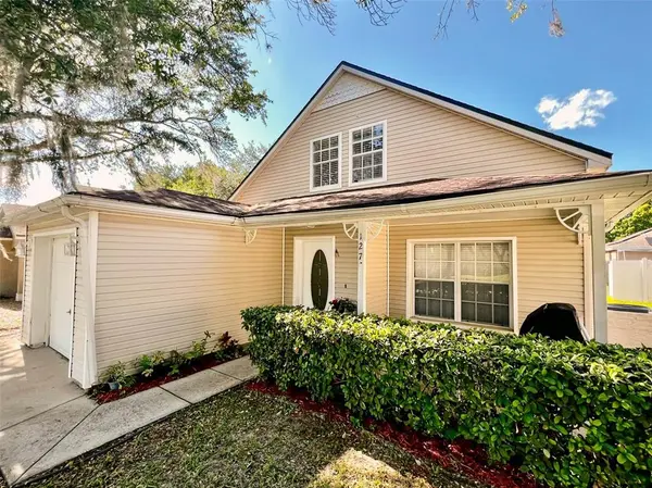 127 HARTSDALE DR, Winter Garden, FL 34787