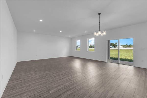 3936 TRIPLE CROWN LOOP, Sanford, FL 32773