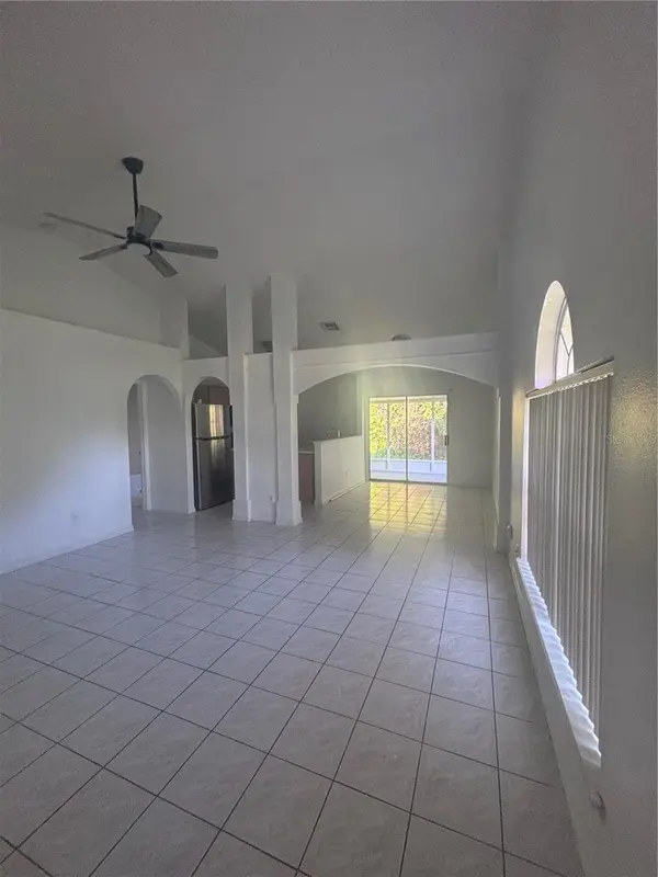 2422 PARSONS POND CIR, Kissimmee, FL 34743