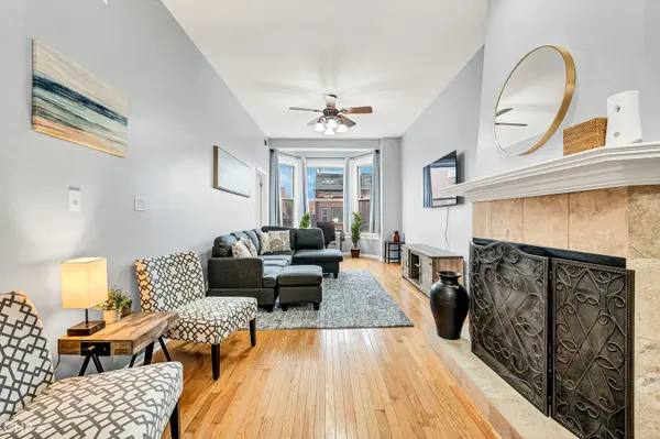 2202 N Clybourn AVE #3, Chicago, IL 60614