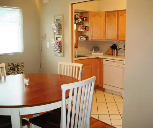 4501 Grand AVE #1, Western Springs, IL 60558