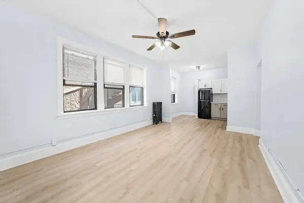 5135 S blackstone AVE #206, Chicago, IL 60615