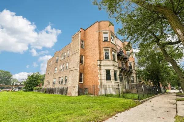 5016 S King DR #3W, Chicago, IL 60615