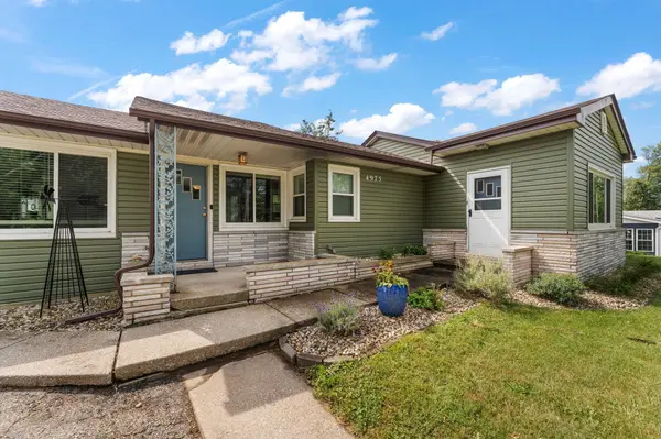 4975 E 73rd Avenue, Merrillville, IN 46410