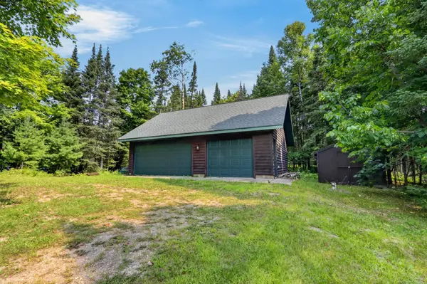 39343 Cedar Heights RD, Bigfork, MN 56628