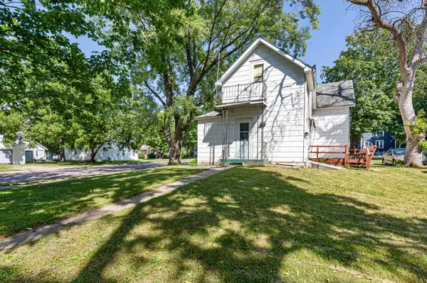 932 3rd AVE NW, Faribault, MN 55021