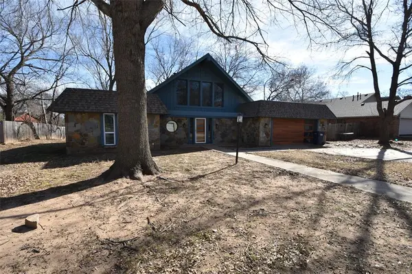 2206 Northwood DR, Seminole, OK 74868