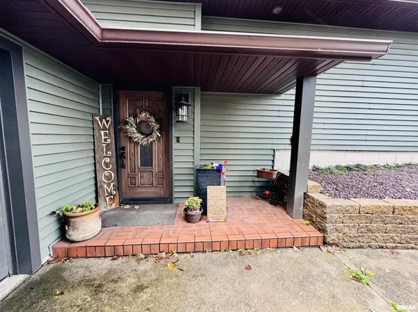 120 LAKEVIEW DR, East Galesburg, IL 61430