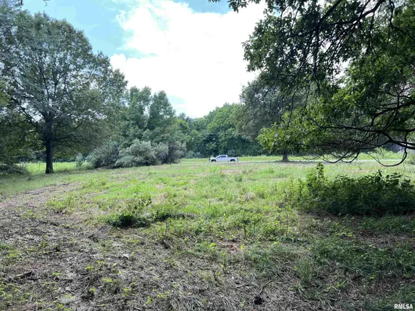 15 N 550TH AVE, Clayton, IL 62375