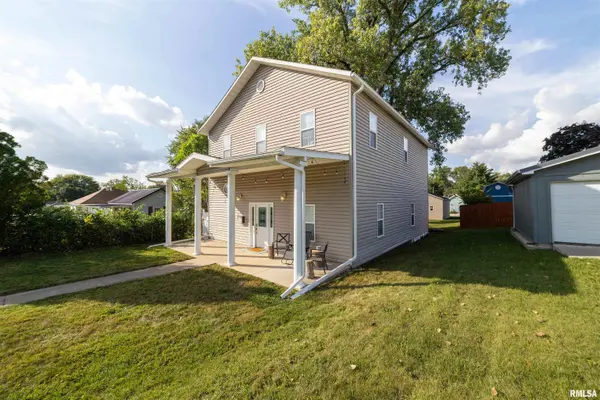 1817 VAN BUREN ST, Quincy, IL 62301