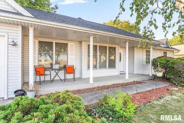1 HENRIETTA ST, Divernon, IL 62530