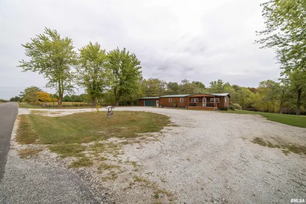 85 N County Road 2940 RD, Augusta, IL 62311