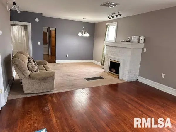 403 W Old 36, Alexander, IL 62601