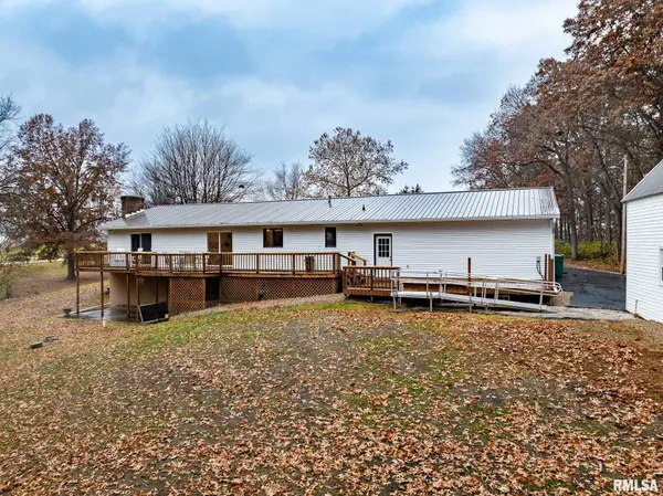 753 SUSAN DR, Knoxville, IL 61448