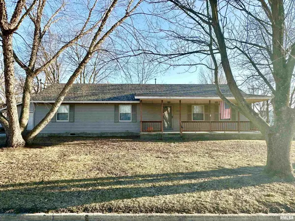 517 W 4TH ST, Beardstown, IL 62618