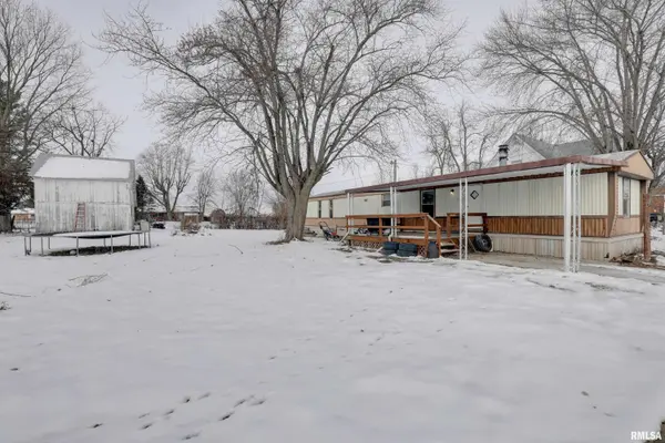 208 N KENTUCKY ST, Camp Point, IL 62320